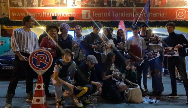 Marele trofeu pentru piesa „Trei jobene”, prezentată de trupa constănțeană AICI - trupaaici-1632751448.jpg