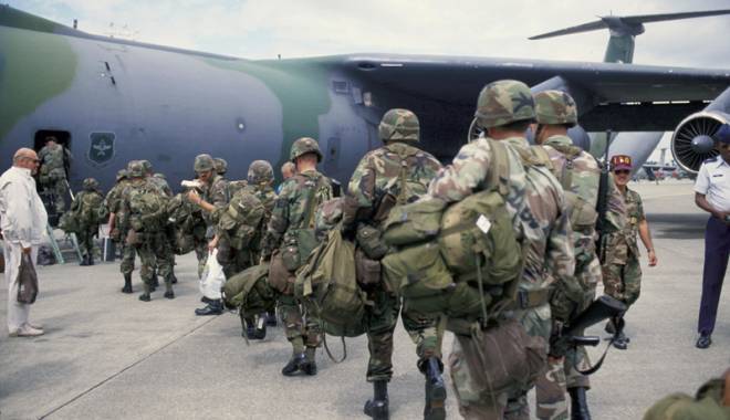 Trupele NATO din Afganistan trec sub comanda unui alt general american - trupelenato-1456921930.jpg