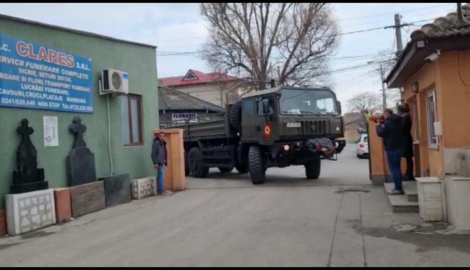 VIDEO. TRAGEDIE AVIATICĂ la Constanţa. Cei opt militari căzuţi la datorie, depuşi la Muzeul Militar - trupurile-1646401373.jpg