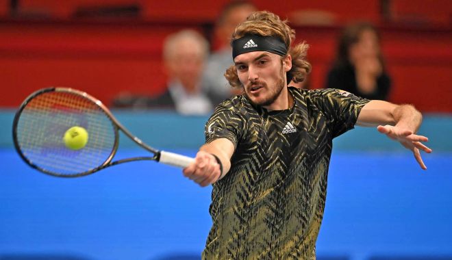 Tenis: Tsitsipas a abandonat la turneul Masters 1000 de la Paris - tsitsipas-1635959424.jpg