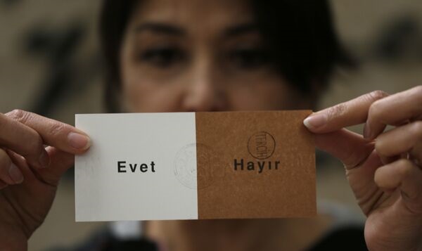 Referendum în Turcia. Primele rezultate parțiale. Tabăra pro-Erdogan obține 63% din voturi - tttt-1492356701.jpg