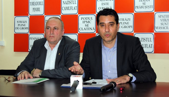 Îl dă Chiru afară pe Chesoi  din Consiliul Local Constanța? - tudorelchesoigigichiru2-1373803289.jpg