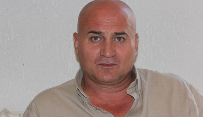 Primarul comunei Ciobanu, Tudorel Gurgu, acuzat că a bătut cu sălbăticie doi tineri - tudorelgurguciobanu1-1351714211.jpg