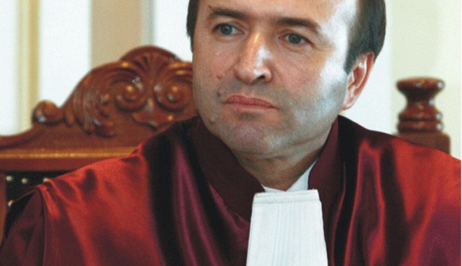 Tudorel Toader a amânat pentru miercuri prezentarea evaluării lui Lazăr și Kovesi - tudoreltoader-1490595198.jpg