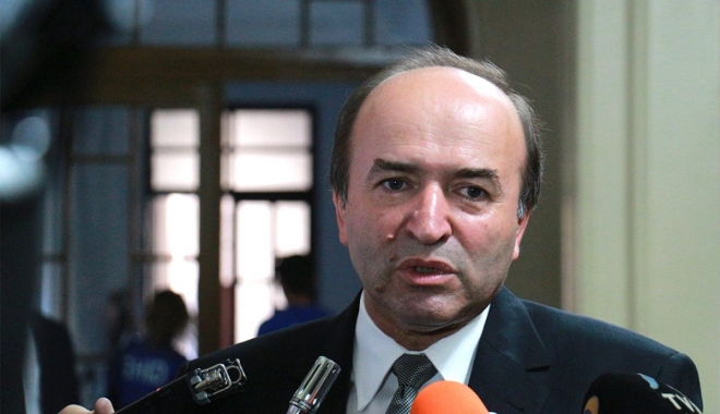 Toader spune că a luat o decizie în privința lui Kovesi: Urmează să o formalizez - tudoreltoader-1515159040.jpg