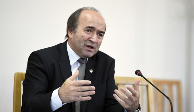 Ministrul Tudorel Toader, mesaj  de stabilitate adresat procurorilor - tudoreltoaderdna-1539792290.jpg