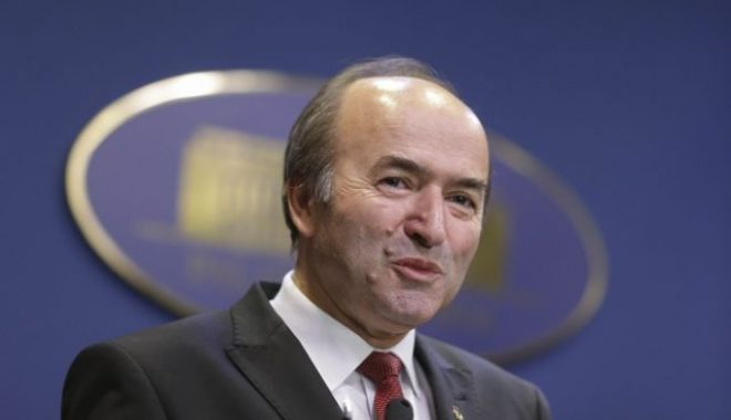 Toți candidații pentru funcția de procuror general au fost respinși. MJ reia procedura de selecție - tudoreltoaderzambetinquamoctavga-1554900754.jpg