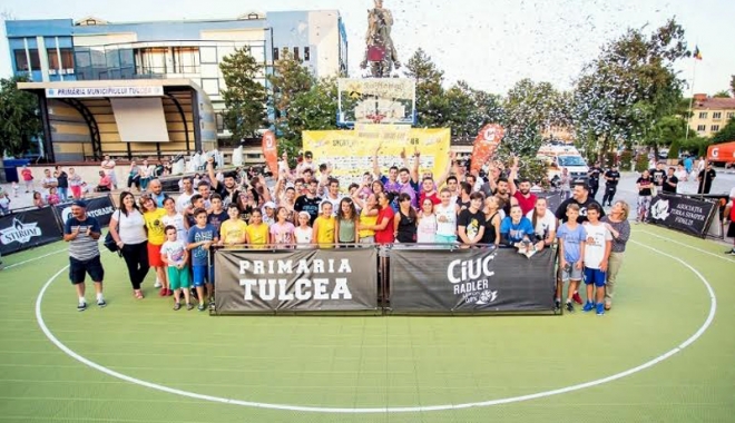 Tulcea Street Play! Constănțenii  au făcut show sub panou - tulcea-1499702882.jpg