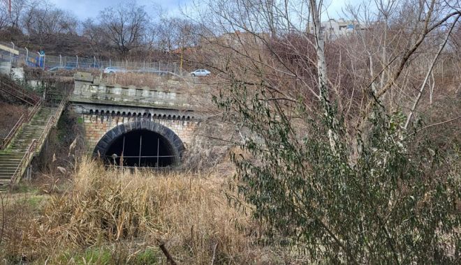 Fantome şi şobolani în loc de trenuri de marfă! Tunelul Palas, „bulgărele de aur” neexploatat - tunel-1-1705674818.jpg