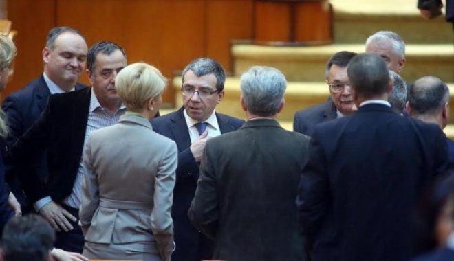 PNL a depus moțiunea de cenzură împotriva Guvernului Tudose - turcanculiberalii465x390-1510916659.jpg