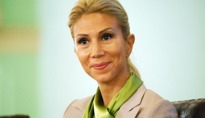 Ce spune Raluca Turcan despre demisia soțului de la Cotroceni - turcanraluca93811600-1329404787.jpg