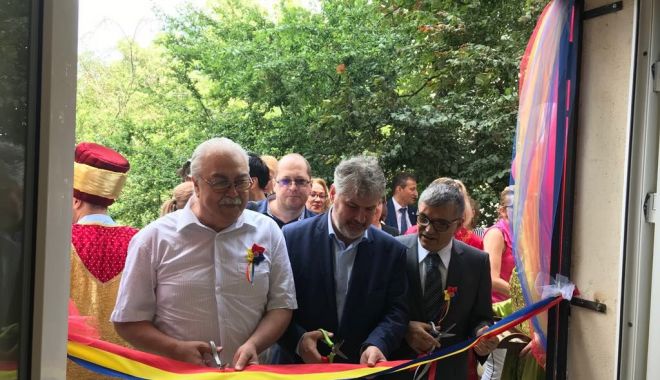 Centru de Educație și Cultură Turcă la Constanța - turci-1560247186.jpg