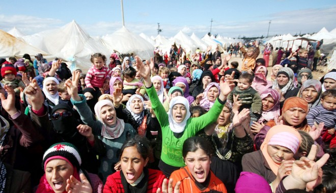Turcia nu va putea găzdui mai mult  de 100.000 de refugiați - turcia-1345463664.jpg