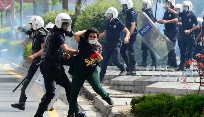 Violențe electorale în Turcia. Opt persoane au murit, în urma disputelor din timpul alegerilor locale - turcia-1396200365.jpg
