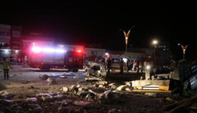 Carnagiu pe șoselele din Turcia! Cel puţin 34 de morţi şi aproximativ 60 de răniţi în două accidente rutiere