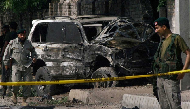 Explozie cu mașină-capcană în Turcia - turciaatentat-1476010669.jpg