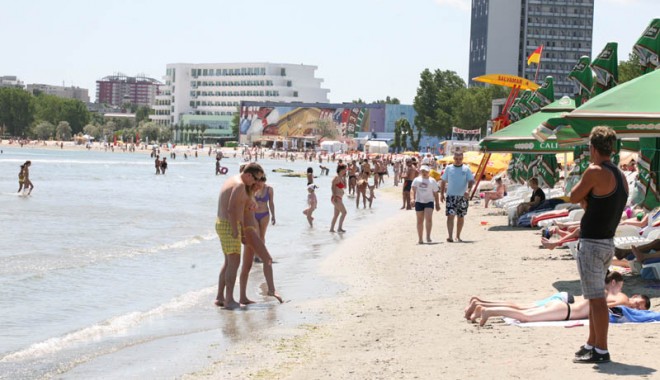 Turismul românesc vrea să profite de moartea caprei vecinului - turismul-1403790586.jpg