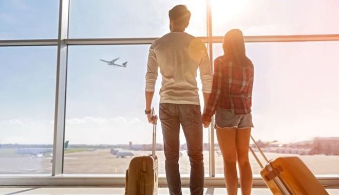 Peste 12 milioane de persoane s-au cazat în structurile turistice din România în 2023 - turisti-1704912257.jpg