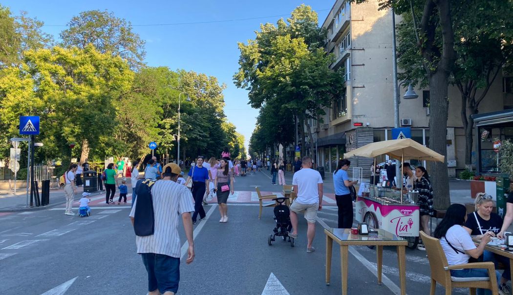Turiștii străini, aleg Constanța! Cei mai mulți sunt din Statele Unite ale Americii și Germania - turisti-1730372255.jpg