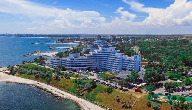 Turiștii care merg la Mangalia vor plăti o taxă de stațiune - turistiicaremerg-1619971980.jpg