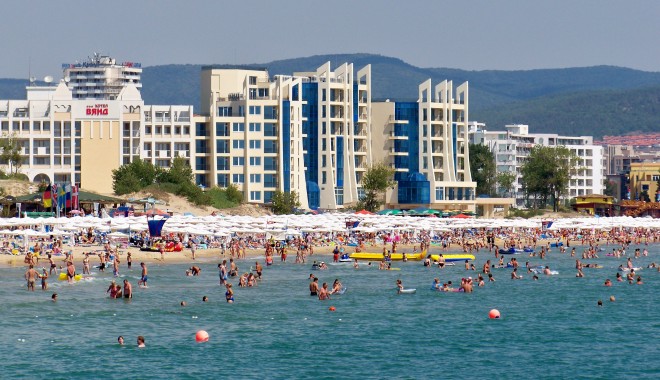 Sfaturi pentru constănțenii care aleg litoralul bulgăresc - turistinbulgaria-1372941287.jpg
