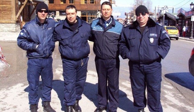 Turiștii români din Bulgaria, ajutați de polițiști detașați - turistiromanibulgariapolitisti-1392567262.jpg