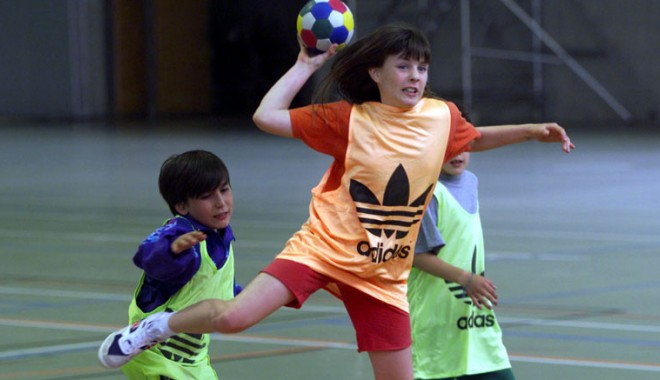 Turneu de handbal pentru juniori, la Cumpăna - turneu-1395855897.jpg