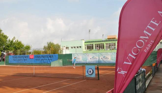 Distracție, voie bună și tenis, la turneul Platinum Mamaia - turneultenis-1438623843.jpg
