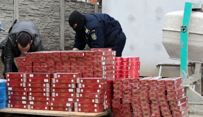 Comerțul ilegal de tutun, prioritatea Poliției: captură impresionantă de la începutul anului! - tutunpolitisti-1604250278.jpg