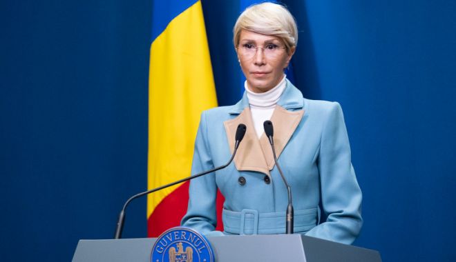 Raluca Turcan: „Este inacceptabil ca viaţa pacienţilor să fie pusă în pericol” - tuurcanonline-1605541209.jpg