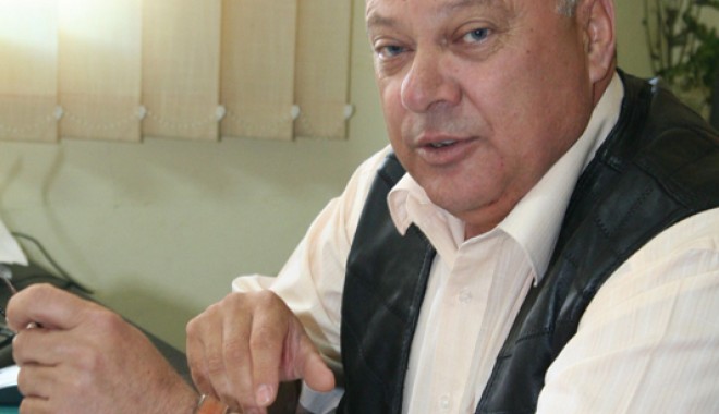 Cine este primarul urmărit penal pentru delapidare - tuzlaconstantinmicu22-1320082234.jpg