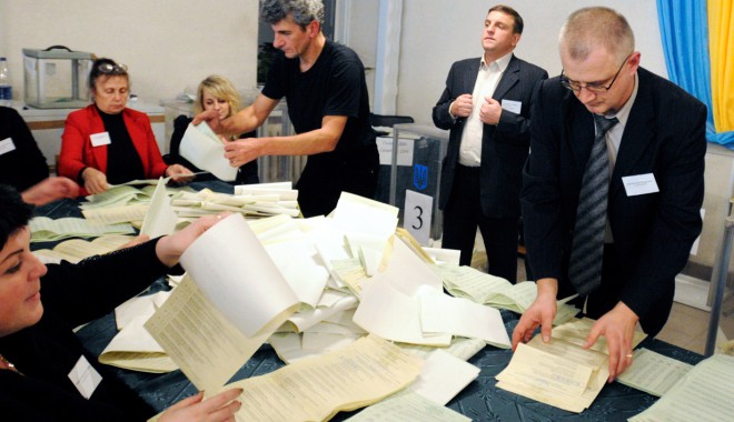 UE cere Ucrainei să publice rapid rezultatele alegerilor legislative - ucraina-1352029597.jpg