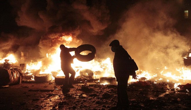 PROTESTE LA KIEV. Situație tensionată la nivel internațional - ucraina10-1392800798.jpg