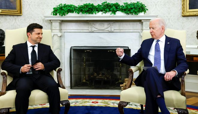 Ucraina salută sprijinul lui Joe Biden și cere Rusiei să diminueze tensiunile de la graniță - ucrainabiden-1638972700.jpg