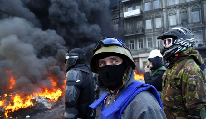 Ucraina, în pragul REVOLUȚIEI. Protestele s-au extins în toată țara - ucrainainpragul-1390830651.jpg