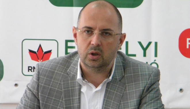 UDMR rămâne  la guvernare, eu  mă retrag din Guvern - udmrramanelaguvrnarekelemenhunor-1405098665.jpg