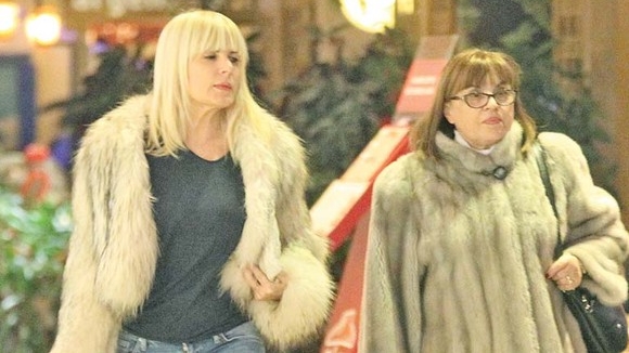 Elena Udrea își aduce mama în Costa Rica - udrea41400900-1535457237.jpg
