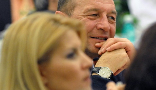 Băsescu: Am semnat pentru cine am încredere - udreabase1-1411300218.jpg