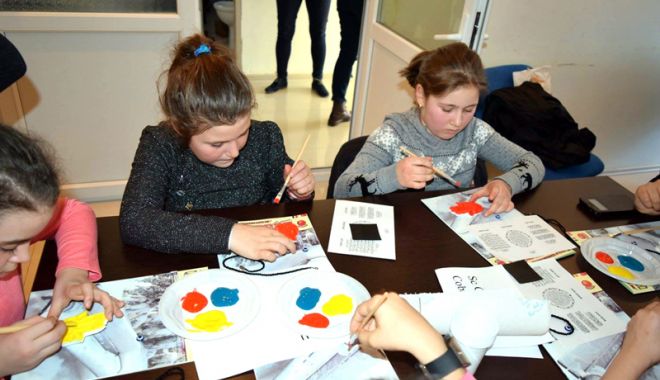 Atelier de creație organizat de UDTR pentru elevii care studiază limba turcă - udtramulete-1519230255.jpg