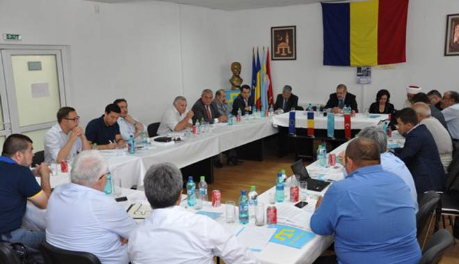 UDTTMR, gazda primei întâlniri a Consiliului Tătarilor - udttmr2-1441045975.jpg