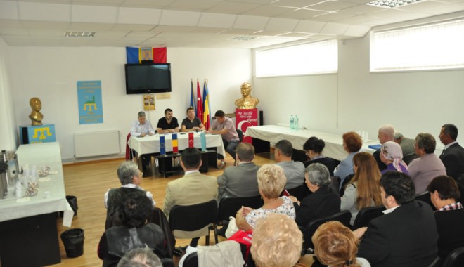 Moment comemorativ la ședința UDTTMR - udttmrcomemorareismailgaspirali-1348423462.jpg