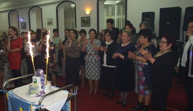 Petrecere pe cinste organizată de UDTTMR pentru femeile comunității tătare - Galerie FOTO - udttmrdscf8171-1425991886.jpg