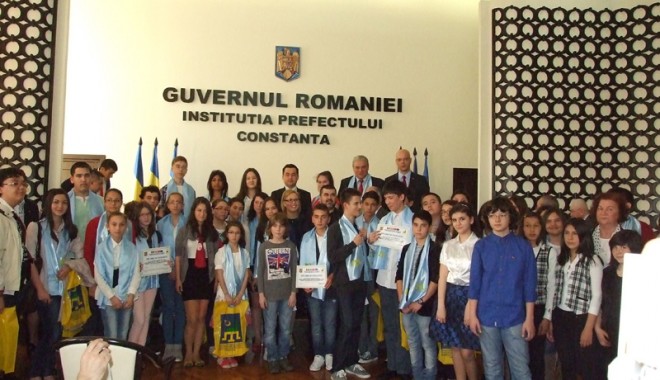 UDTTMR a premiat excelența - udttmrpremiereolimpici260498-1367262069.jpg