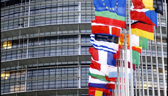 Acord pentru suplimentarea bugetului UE pe 2013 - ue-1382527621.jpg