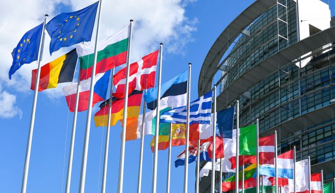 UE: Norme pentru confiscarea bunurilor celor care încalcă sancţiunile impuse statelor terţe - ue-1686497591.jpg