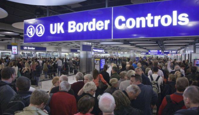 BREXIT LOVEȘTE LA BUZUNARE! ROMÂNII TREBUIE SĂ PLĂTEASCĂ PENTRU A RĂMÂNE ÎN MAREA BRITANIE! - uk465x390-1529653432.jpg