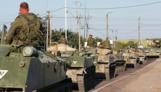 Armata ucraineană a atacat un convoi militar rus - ukrainecrisisconvoy164061200-1408122845.jpg