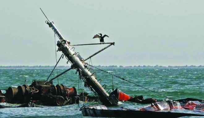 ALERTĂ în portul Constanța / Poluare marină din cauza unor nave scufundate în urmă cu 20 de ani - ukrainepdna01copy1313598957-1404998907.jpg