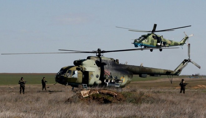 Rebelii au doborât un elicopter al armatei ucrainene lângă Lugansk. Piloții, uciși - ukrainesoldier42856185k139902125-1408703680.jpg