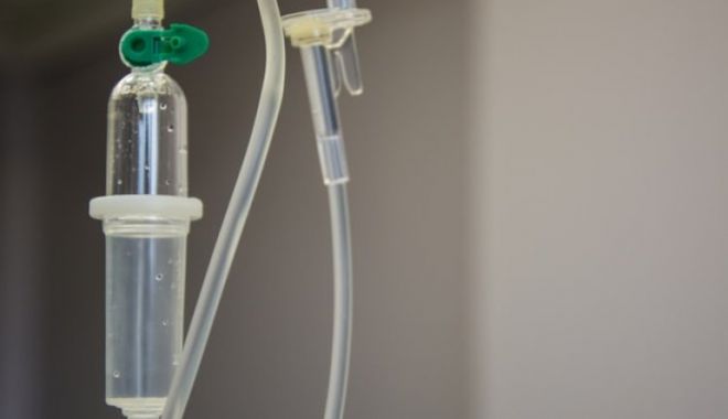 Femeie în stare gravă după ce a băut dezinfectant de suprafețe și ulei pentru masaj - ulei-1654260028.jpg